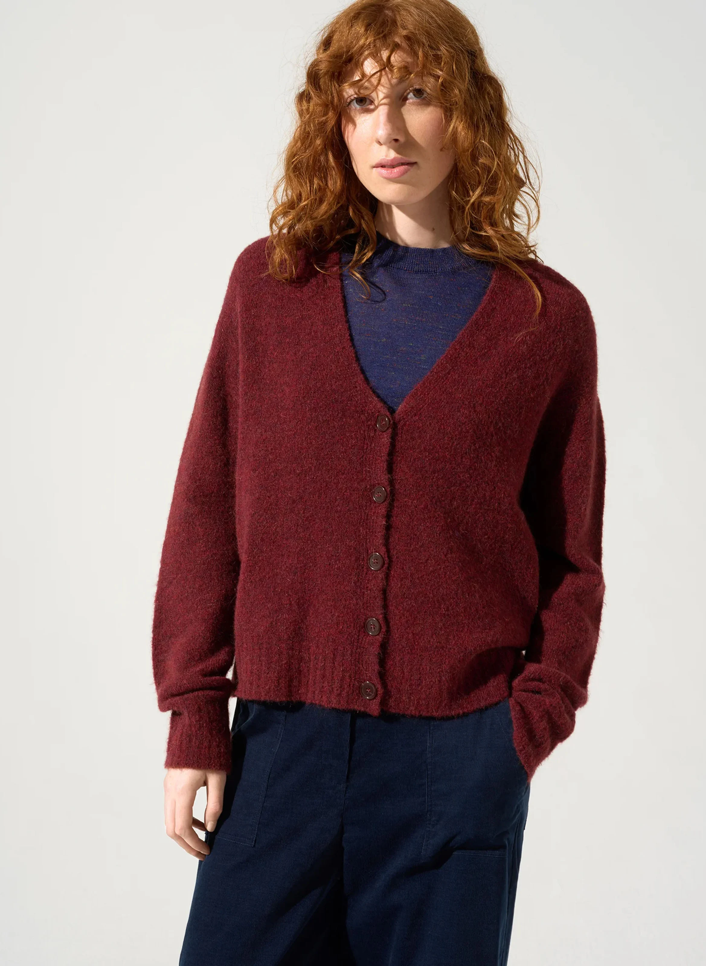 WAYNE - Gilet ample col V en maille mélangée| Rouge