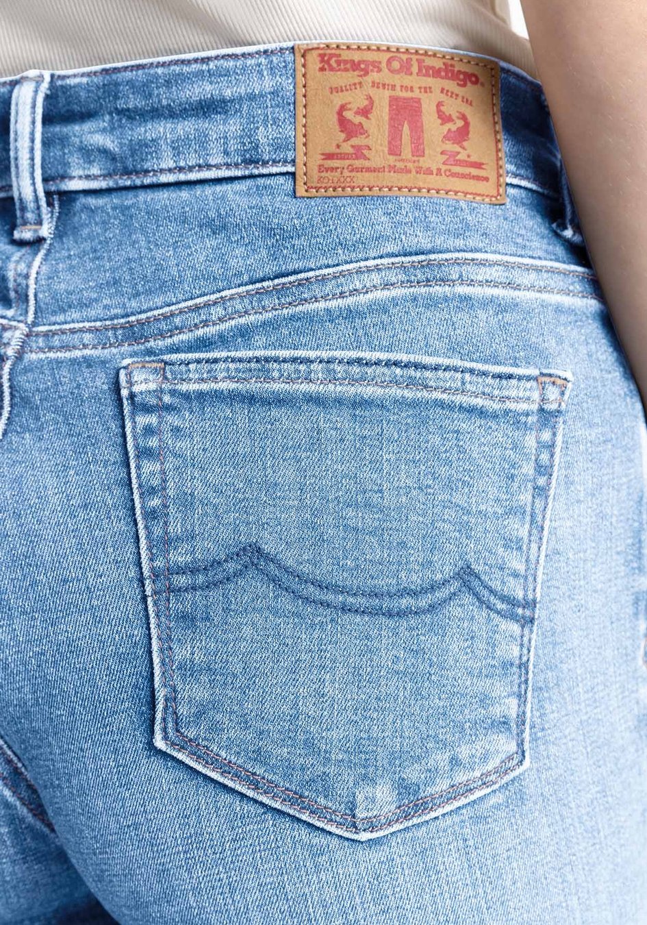 Kings Of Indigo Jeans Juno Medium Journey Light Used