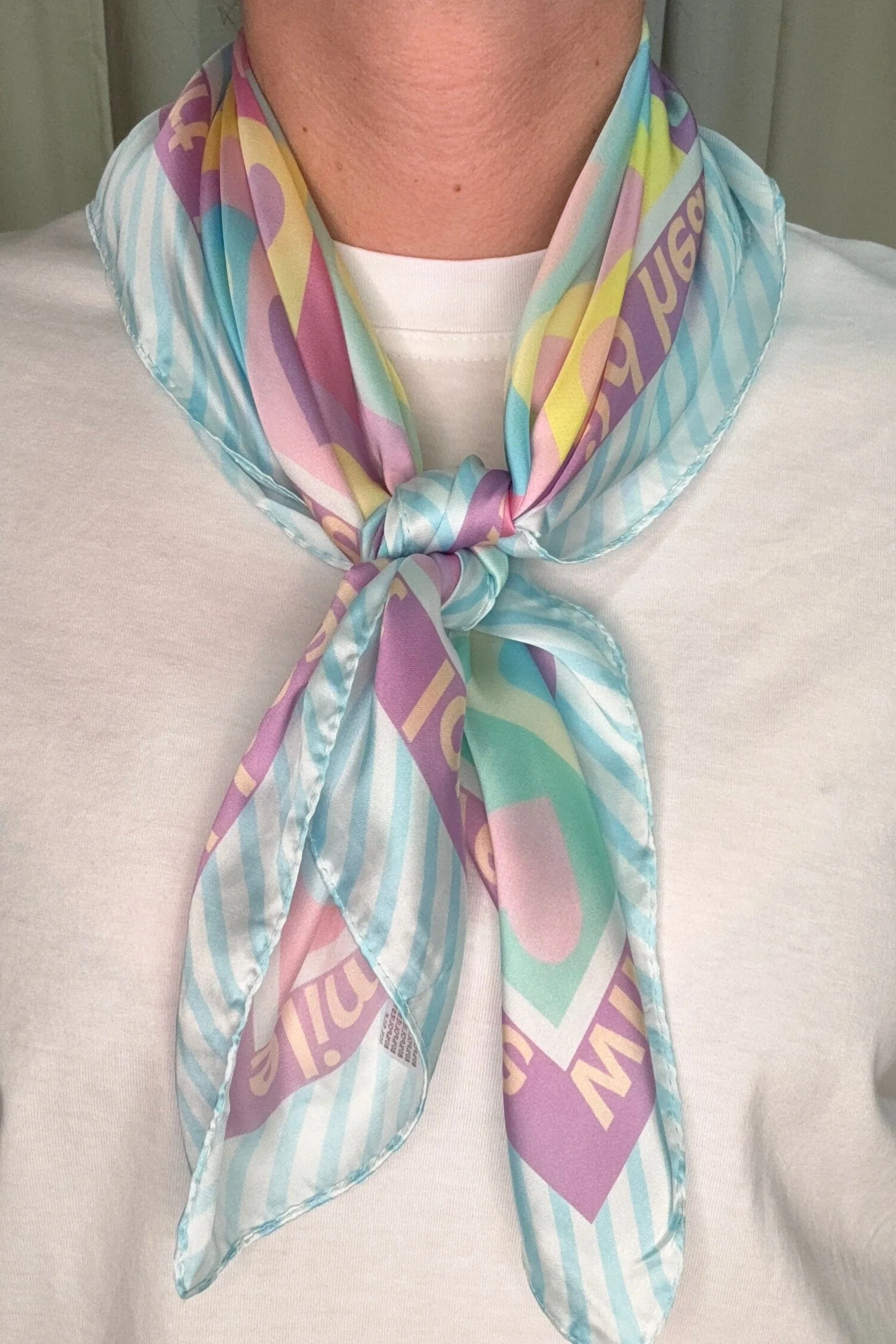 A-bee Dina Scarf