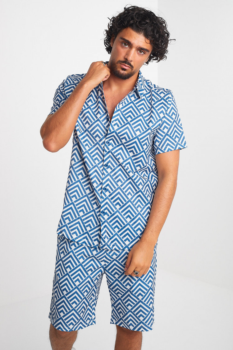 Ensemble 2 pièces chemise + short bleu à motif géométrique