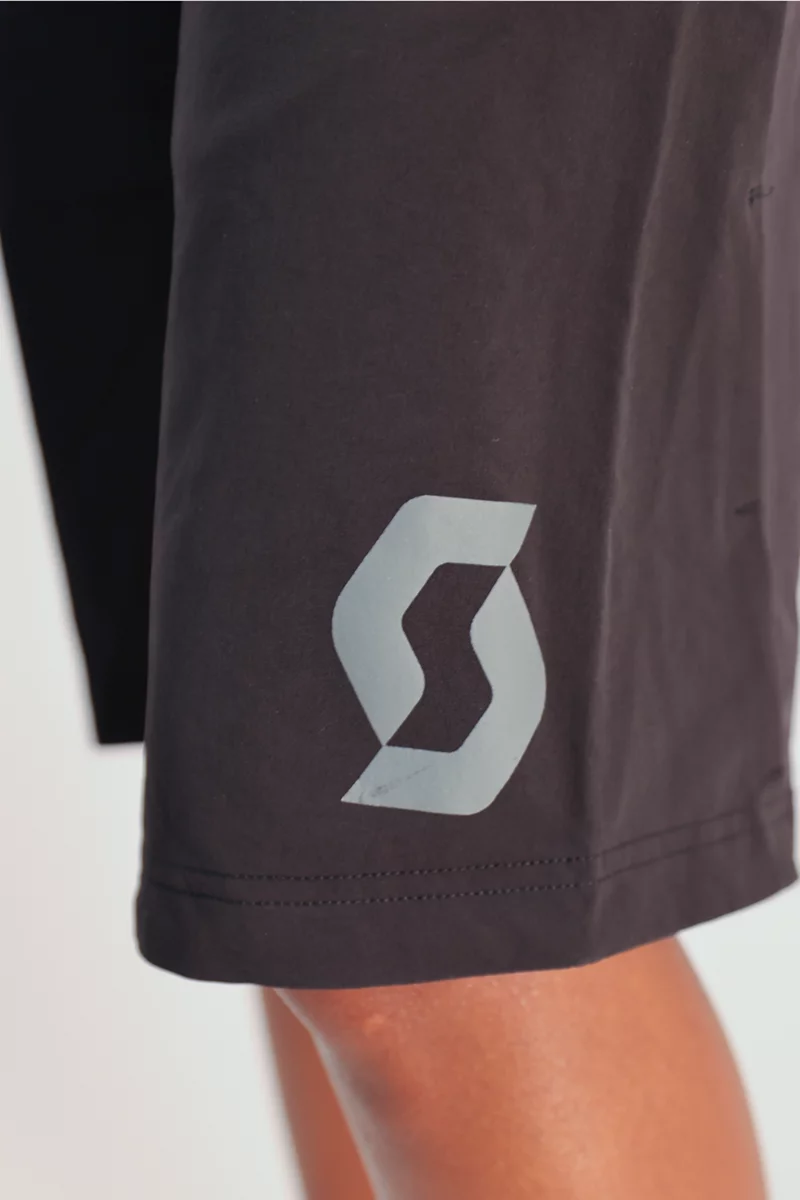 SCOTT Trail Vertic Pro ++ Damen Bikeshort