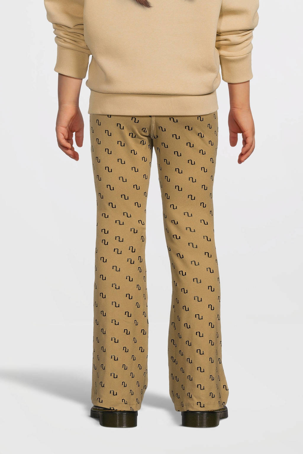 NAME IT flared broek NKFNIKANEL met all over print mosterd/zwart