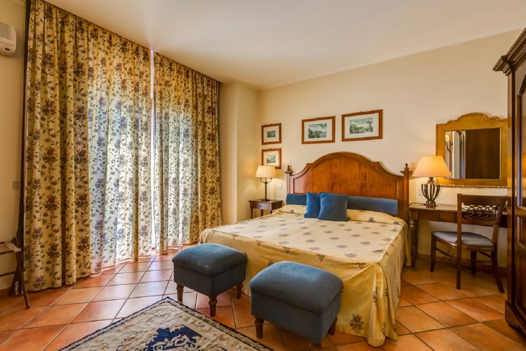 Fly & Go Il Borgo Luxury Country Resort Logies en ontbijt - Hotel