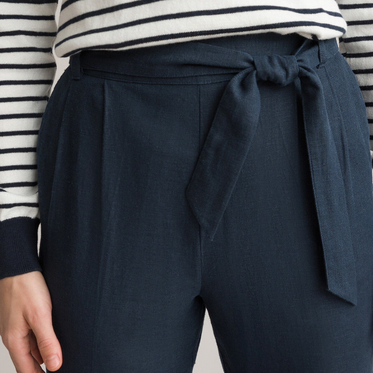 ANNE WEYBURN<br>Calças de jogging, cinto de amarrar, linho misto