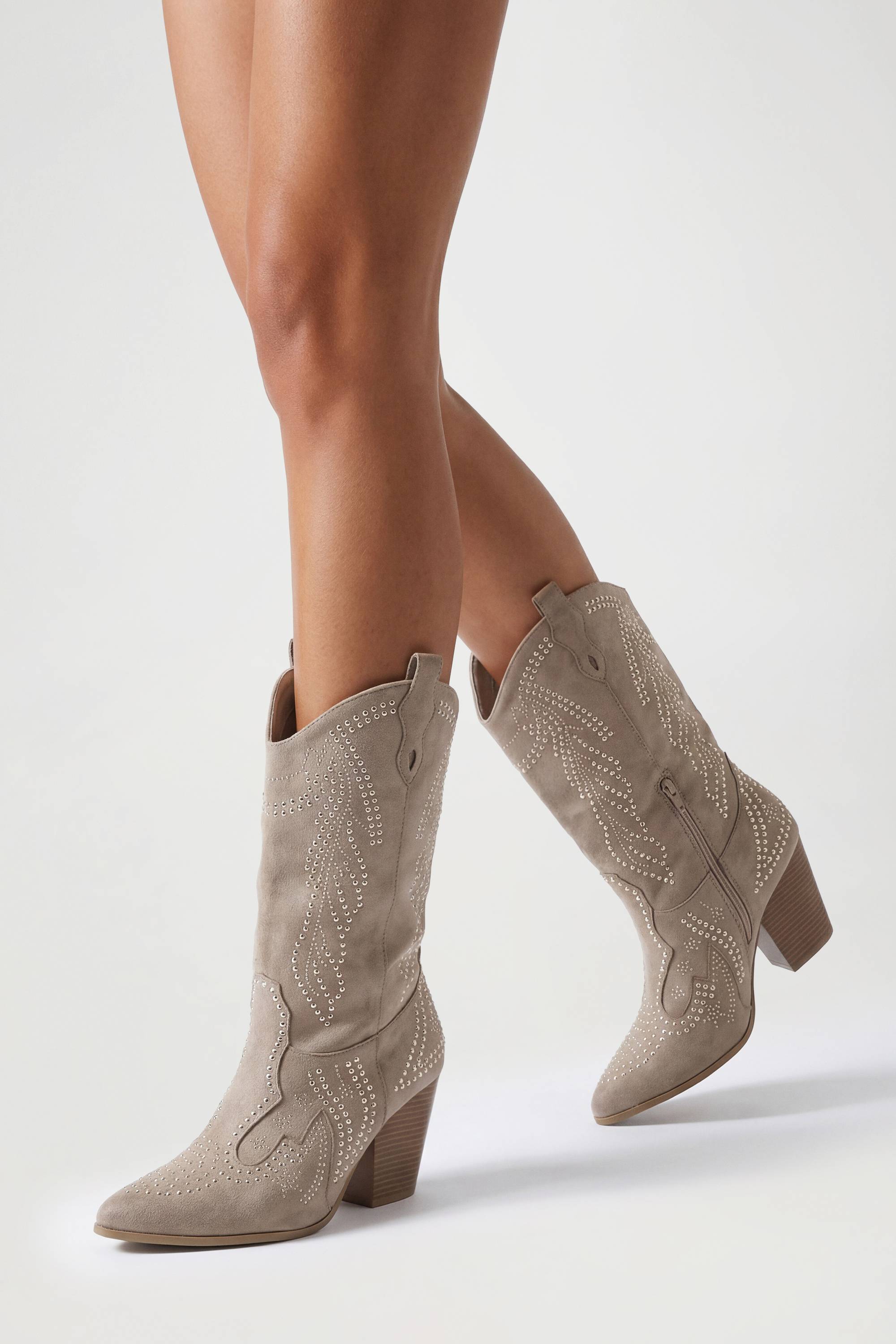 boohoo Bottes Western En Synthétique Avec Détails Cloutés