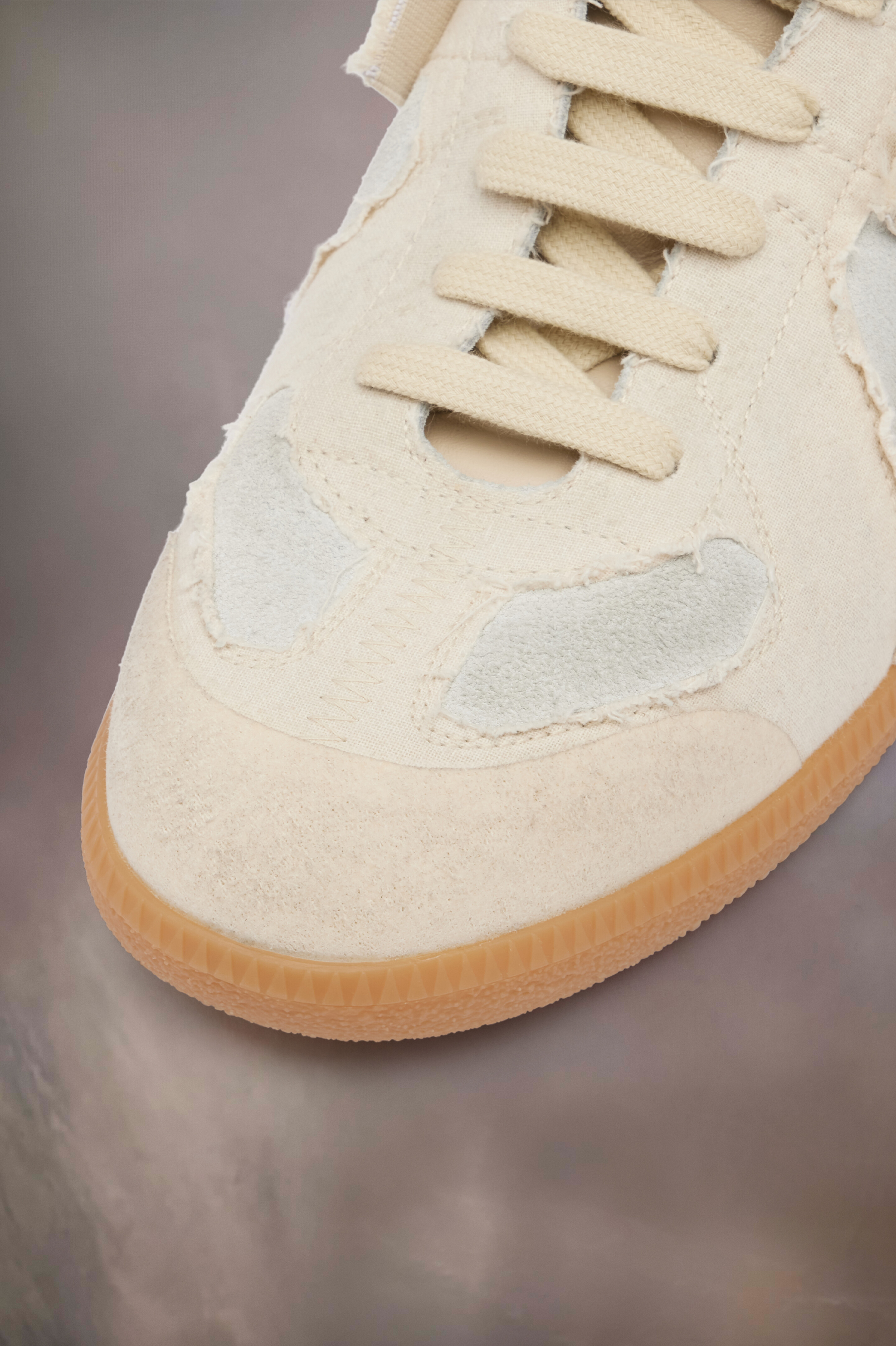 Sneakers Replica Inside-out