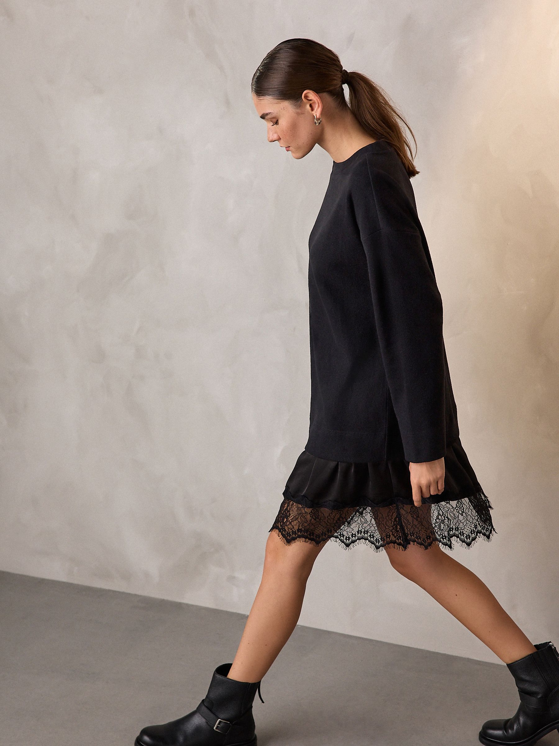 Zwart - 2-In-1 Soft Touch Jumper Lace Skirt