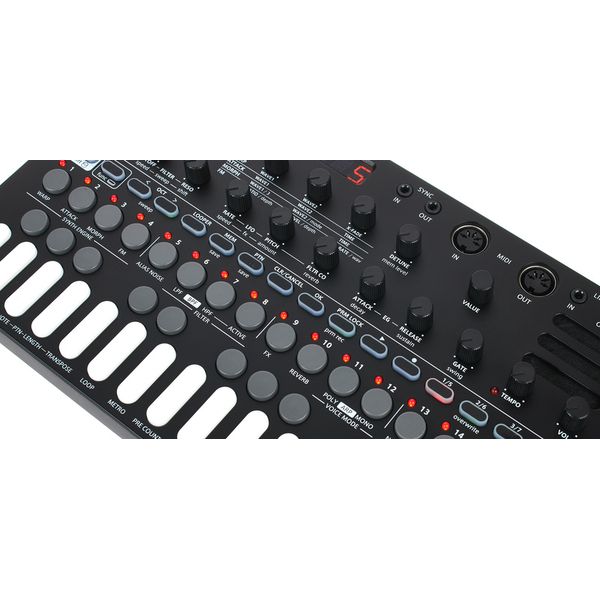 Sonicware LIVEN 8bit warps