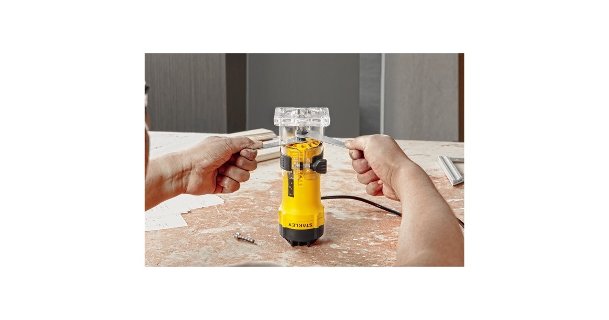 Stanley550W Kantenfrees bovenfrees  (Geel/zwart)