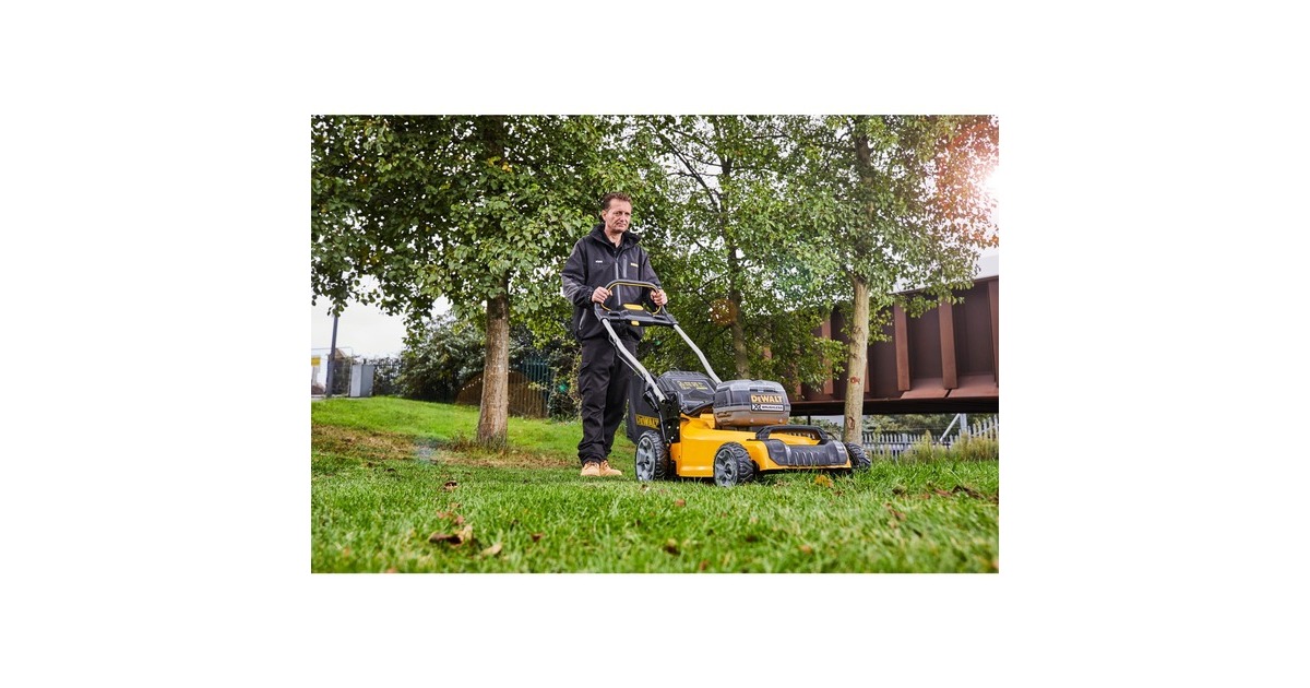 DEWALTAccu grasmaaier DCMW564N  (Geel/zwart, Accu niet inbegrepen)