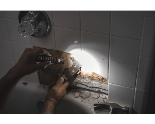 NEBO Torchy 2K aluminium LED zaklamp, 2000 lm, oplaadbaar