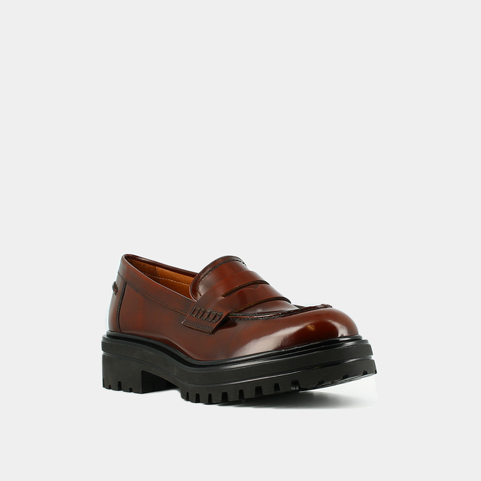 Mocassins à semelles crantées  en cuir marron
