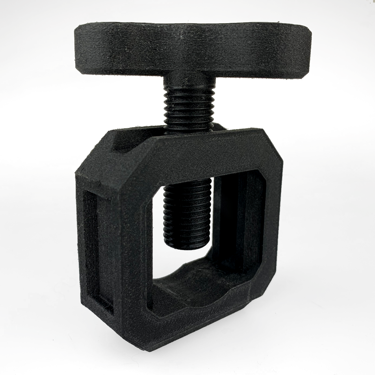 Fiberlogy  Nylon PA12+GF15 Black, 1,75 mm / 500 g    Nylon Filament mit der Zugabe von Glasfasern in Schwarz