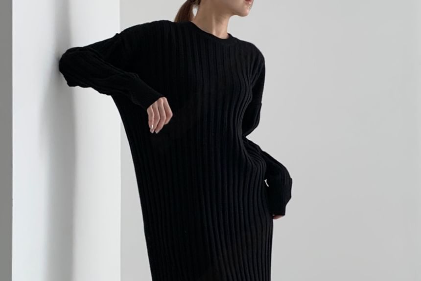 Chubby Girl - Geribbelde midi-jurk met lange mouwen