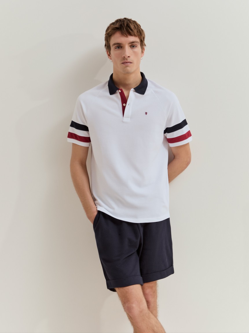 Polo de manga curta em algodão
