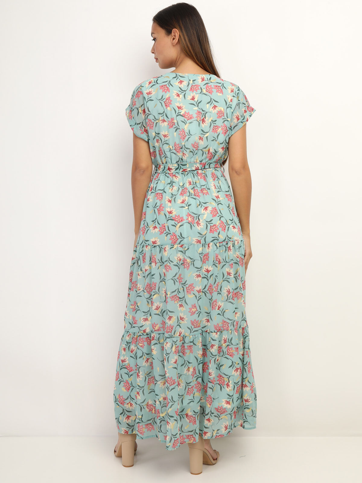 Robe cache cœur à fleurs et feuilles dorées- Vert sauge