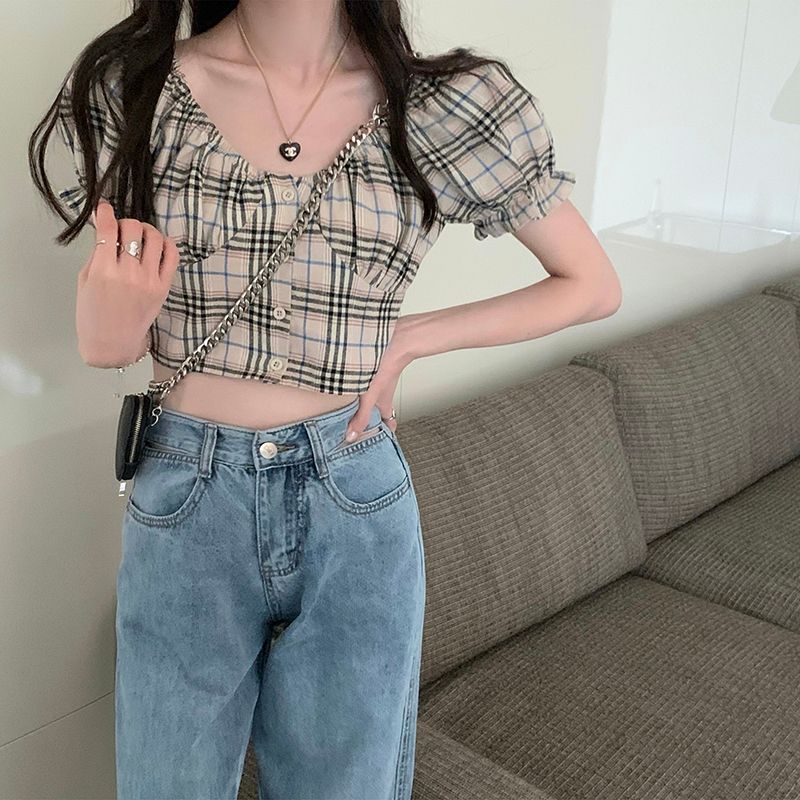 Maisee - Geruite cropped blouse met korte mouwen en knopen