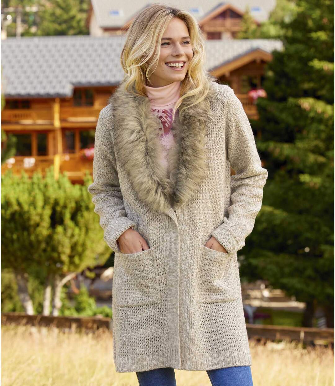 Manteau Tricot à Col en Fausse Fourrure Amovible