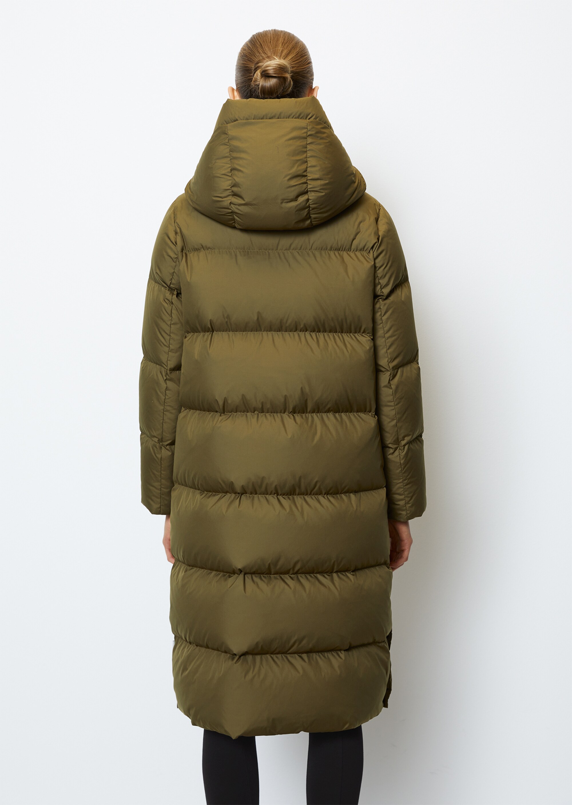 Puffer-Daunenmantel regularaus recycelten Materialien