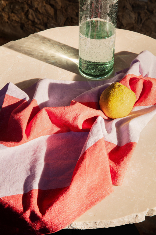 Ferm Living Oli karaf recycled clear