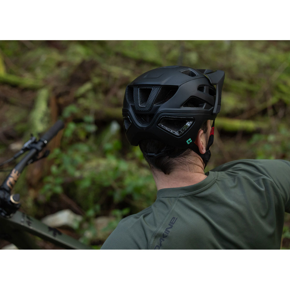 Lazer Jackal KinetiCore MTB Fietshelm Mat Zwart