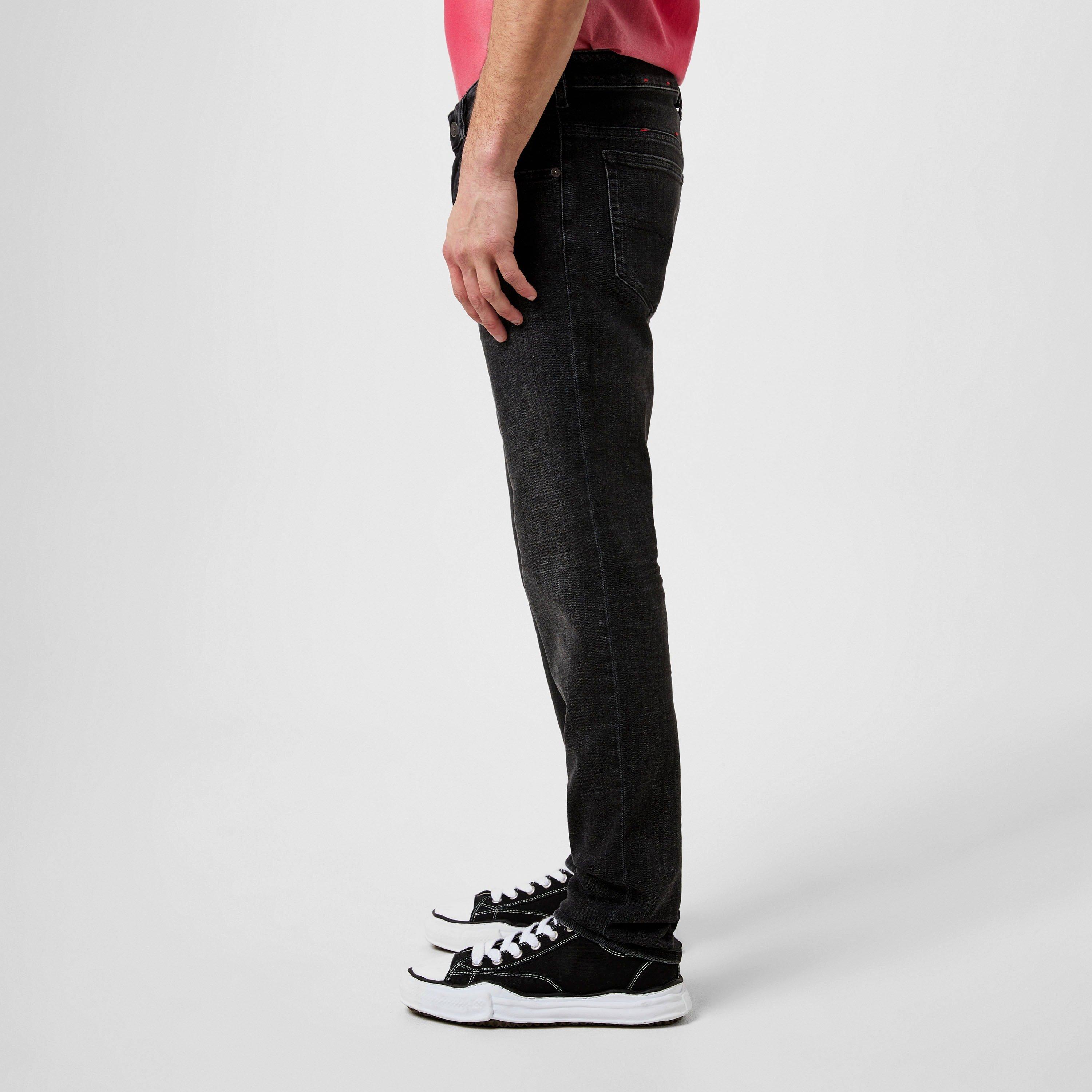 Diesel D Yennox Tapered Jeans