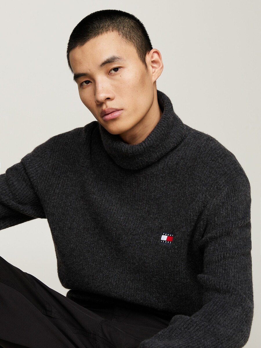TOMMY JEANS<br>Suéter de gola alta slim