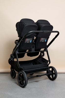 DEMOEKSEMPLAR Beemoo Pro Twin Søskenvogn, Night Black/Black