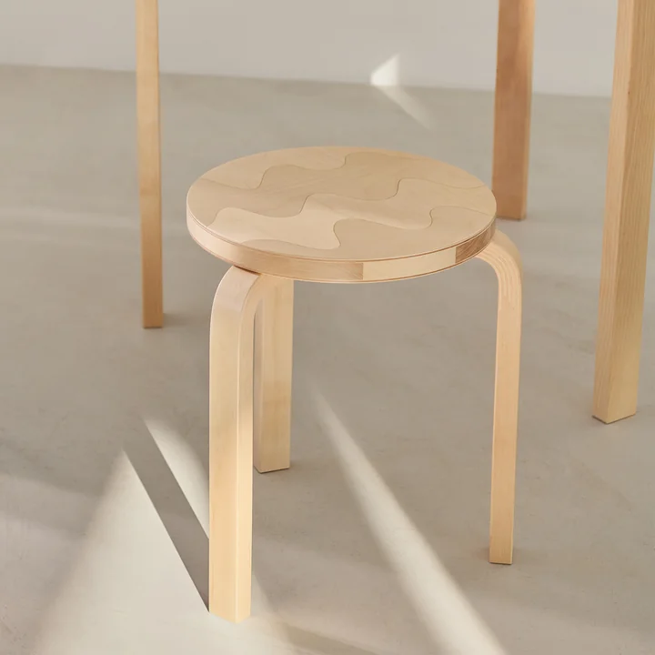 Artek - 60 Hocker (by Hella Jongerius), honig