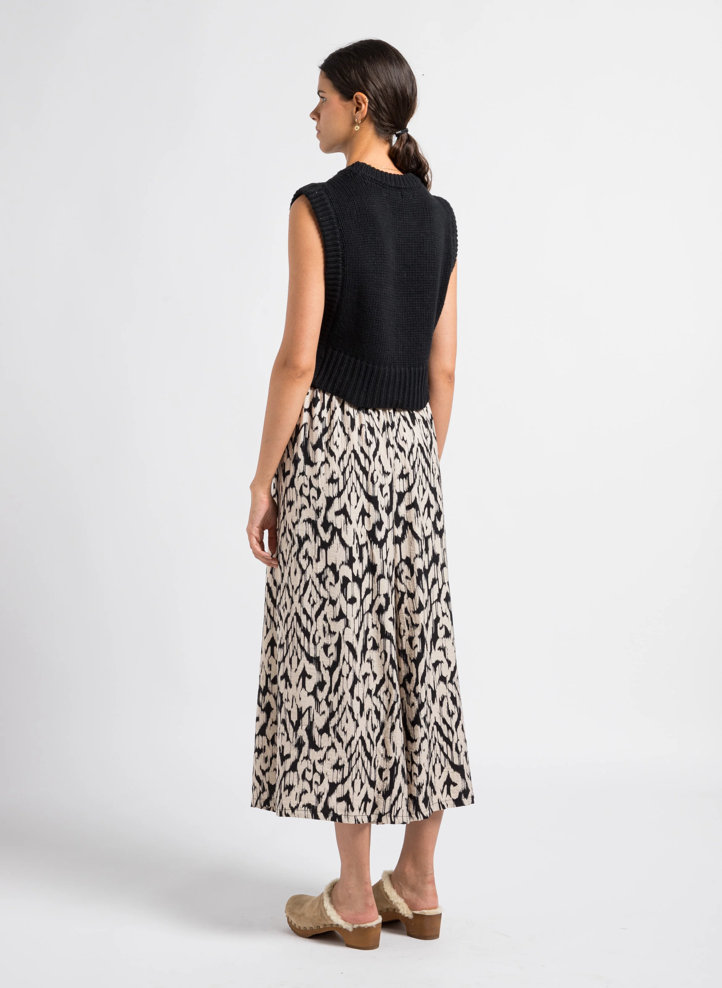 CARLIE - Sabots fourrés en cuir velours| Beige