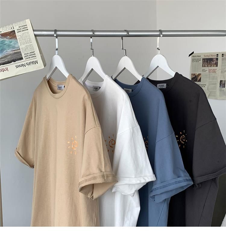Bay Go Mall - T-shirt met ronde hals en kattenprint, met elleboogmouwen