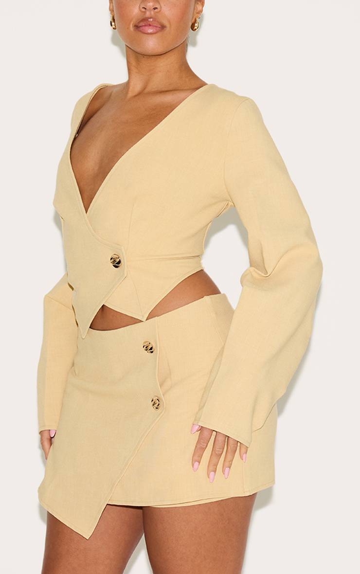 Citron Blazer Shape Asymétrique En Tissu Tissé Avec Boutons Martelés