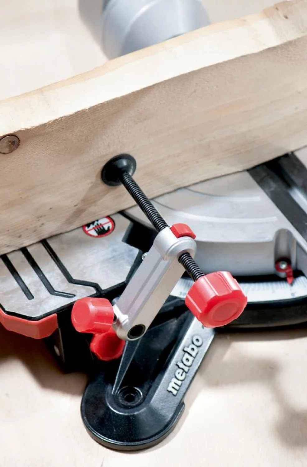 Metabo KGSV 216 M Afkortzaag - 1700W - 216 x 30mm