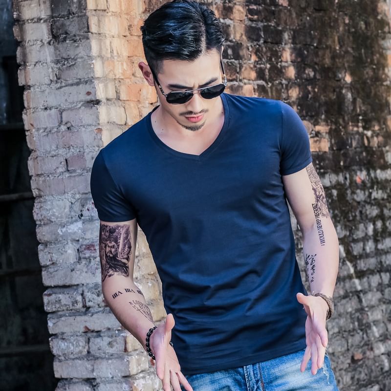 Acrius - T-shirt met korte mouwen en V-hals en strepen