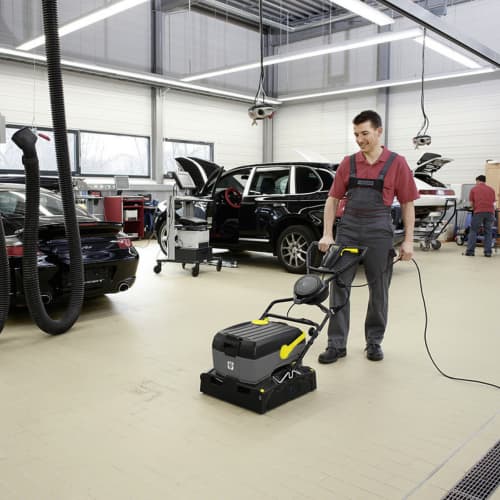 Autolaveuse à rouleau filaire BR 40/10 C Karcher