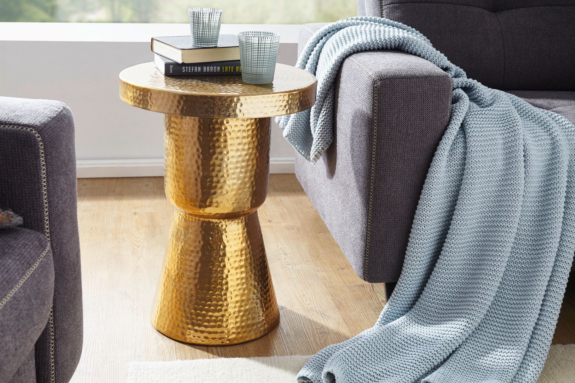 KADIMA DESIGN Orientalischer Dekotisch ENNS: Aluminium, Hammerschlag-Strukturen, 43x59x43 cm