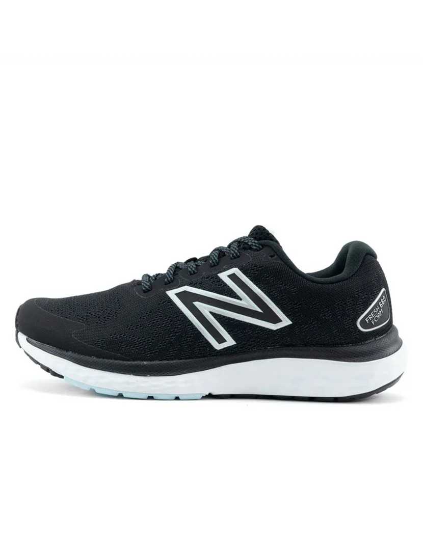 W680LK7 Black Sneakers