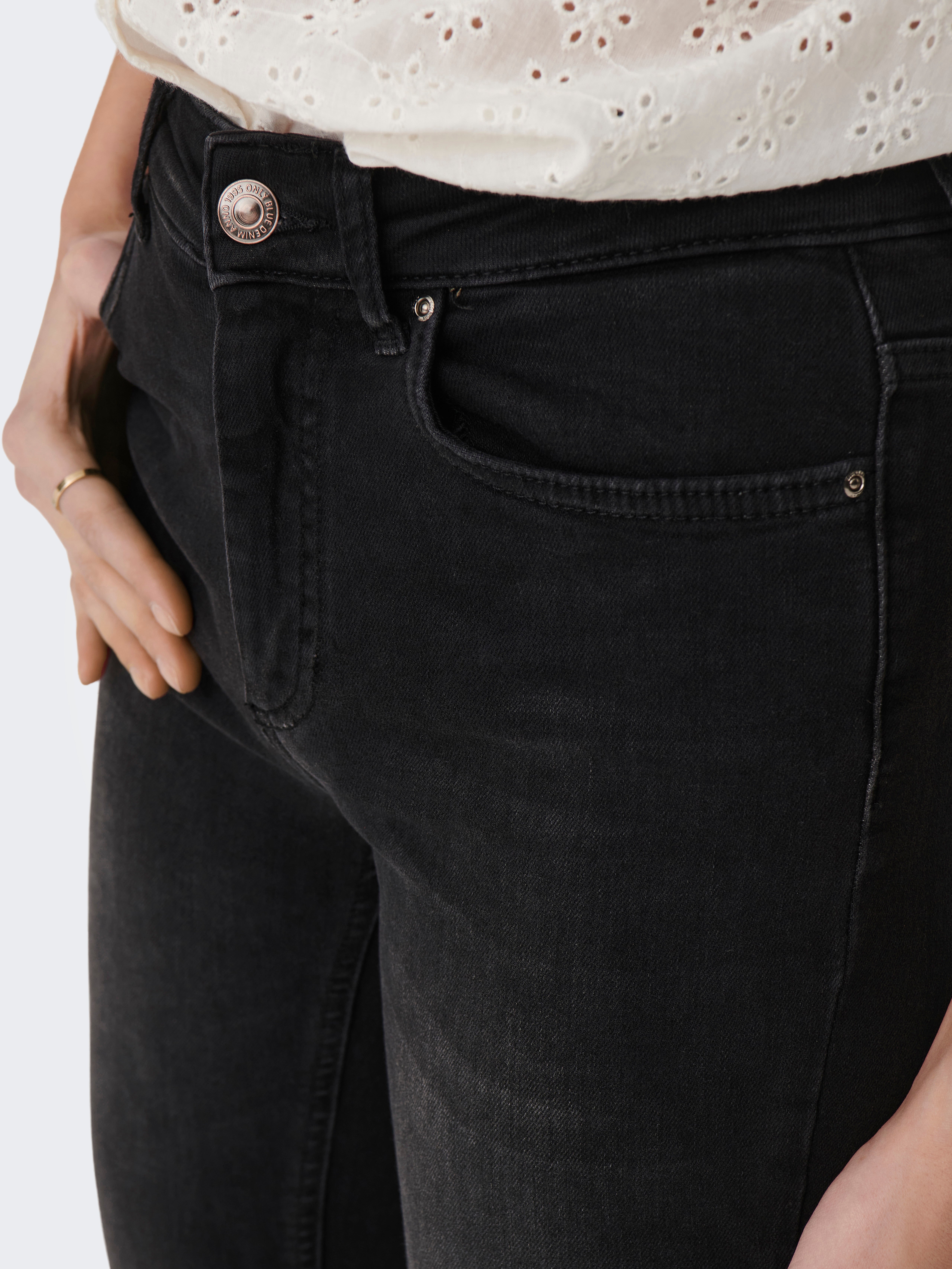 ONLBLUSH Hohe Taille Skinny Fit Jeans Washed Black