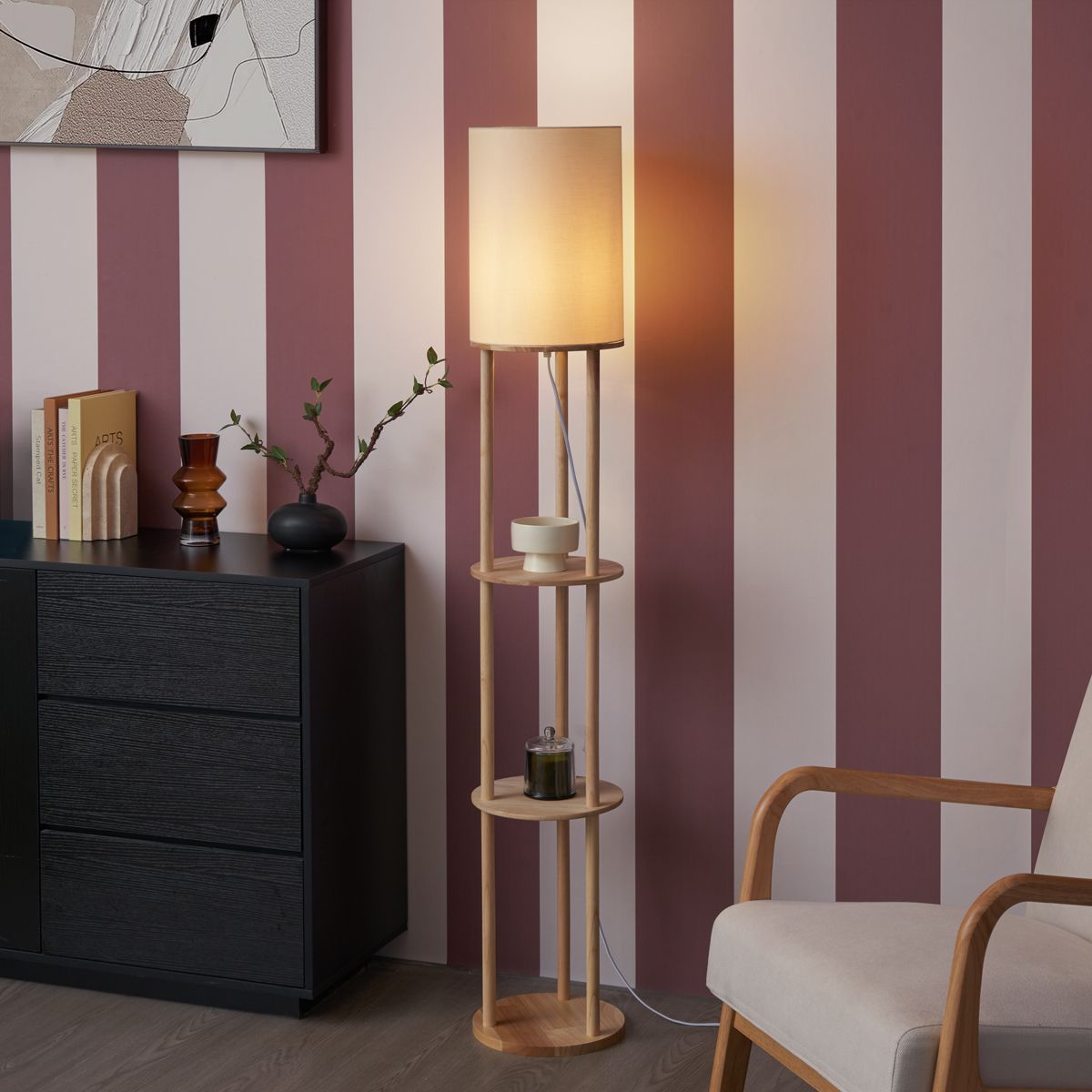 Moderne vloerlamp hout met beige kap - Stojon