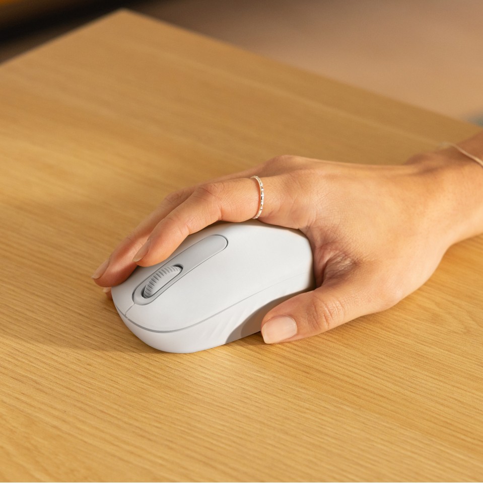 Logitech - Logitech M196 Bluetooth Mouse