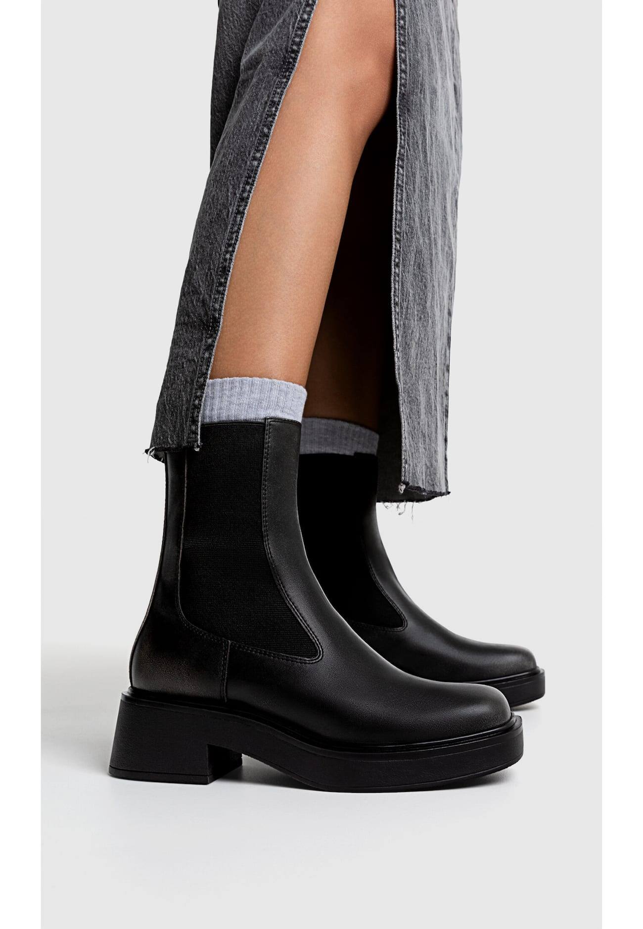 Botas Chelsea sem salto