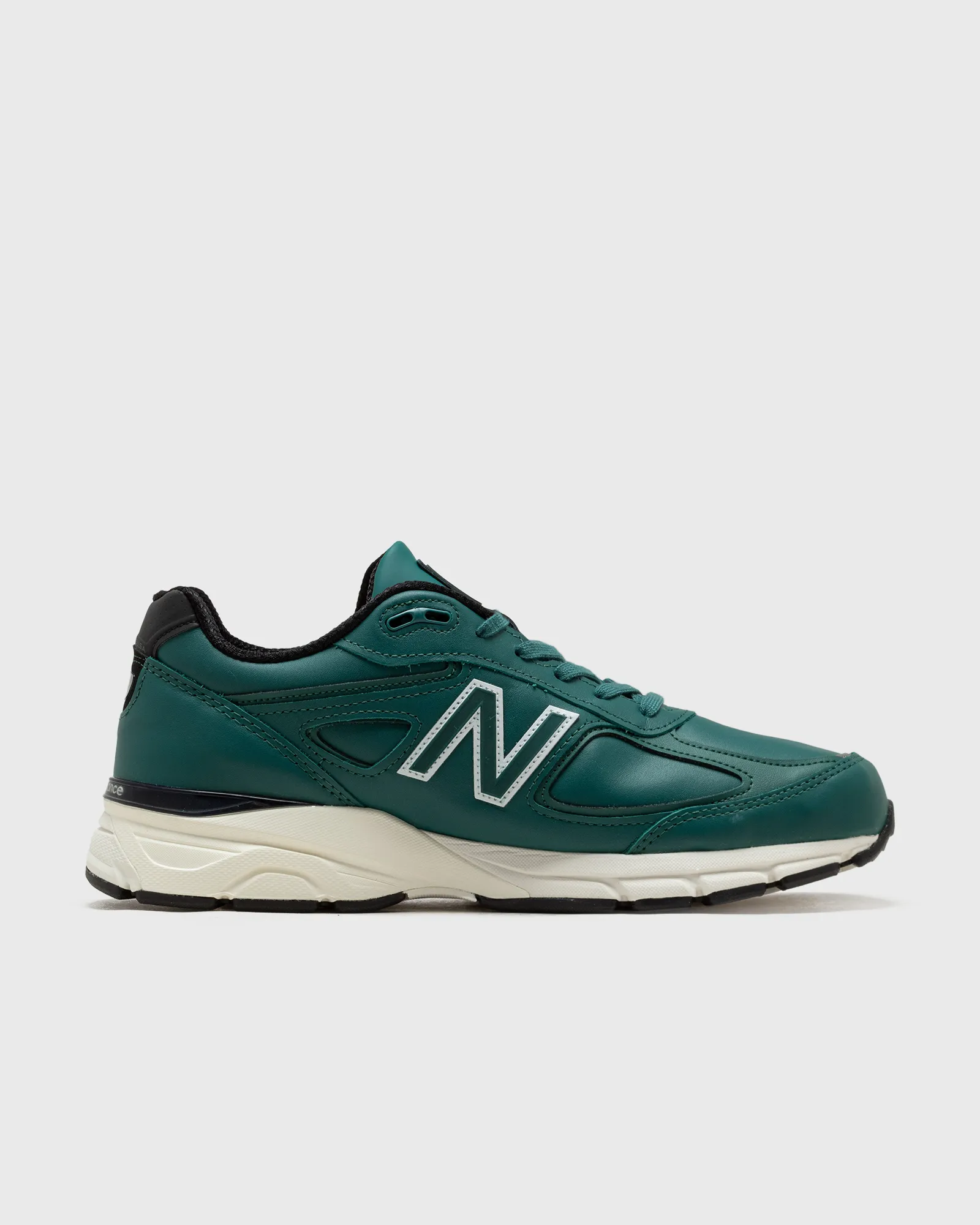 New Balance 990