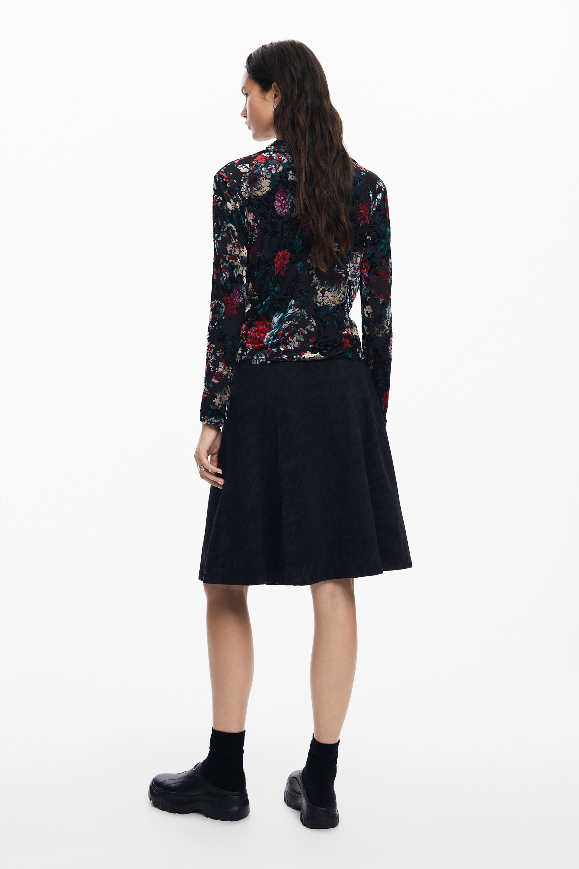 Camiseta de tule com estampa floral