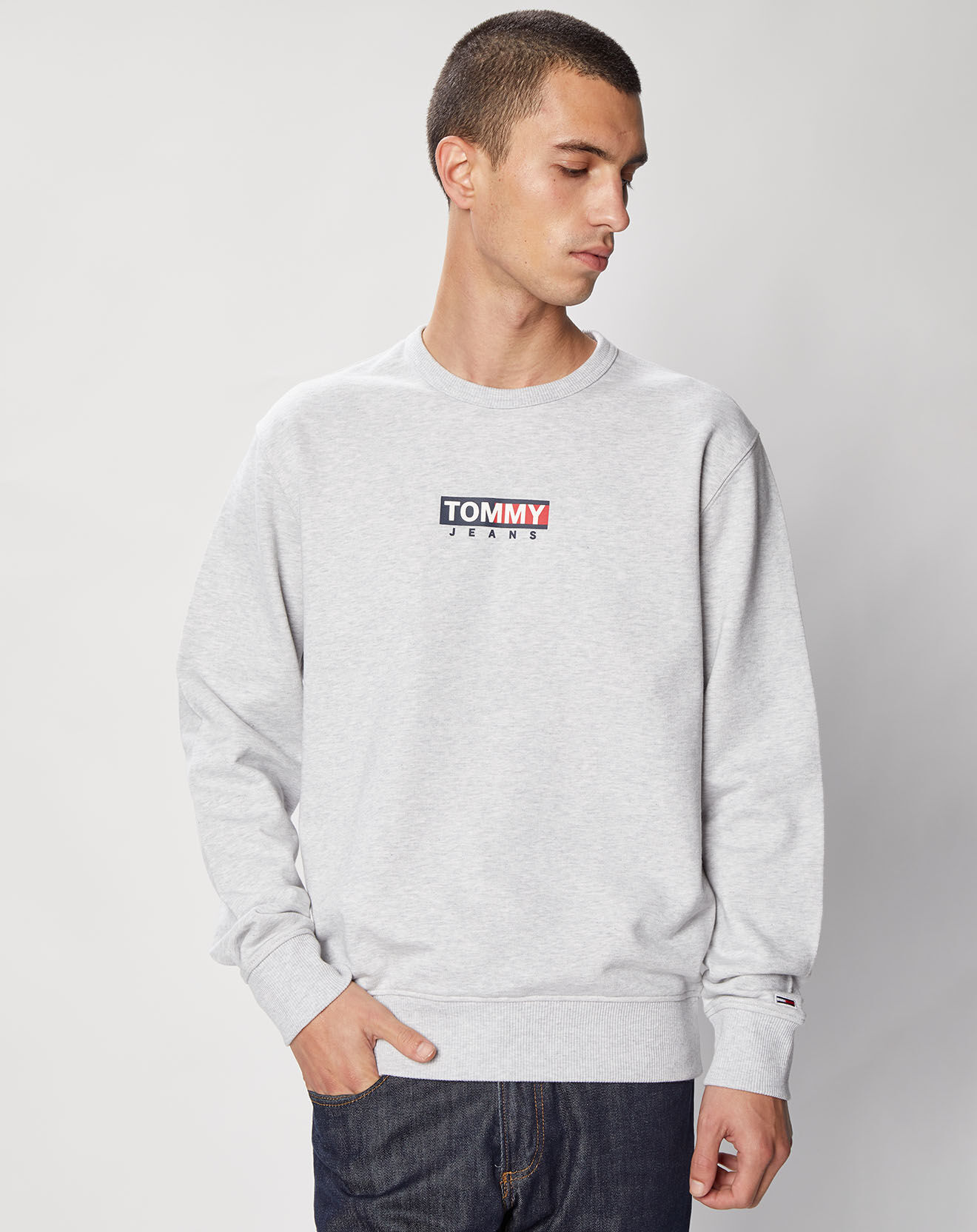 Tommy Jeans Sweat 100% Coton Bio Logo gris clair