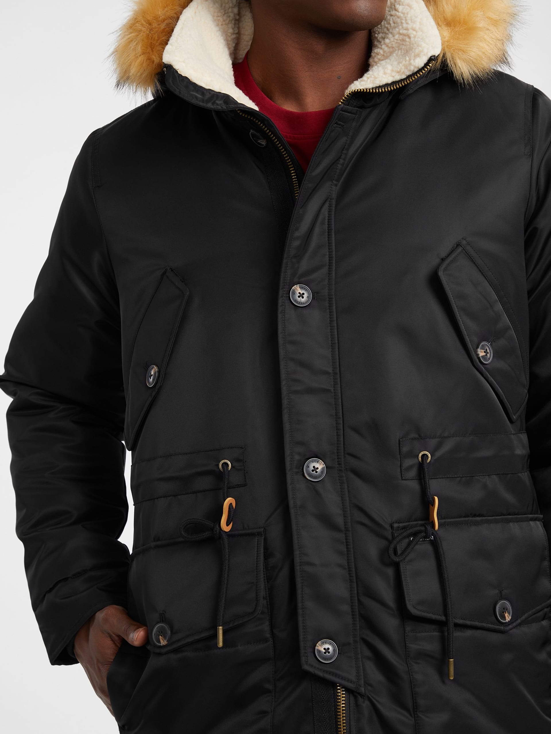 Parka com capuz em nylon
