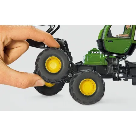 SIKU 4059 John Deere Harvester