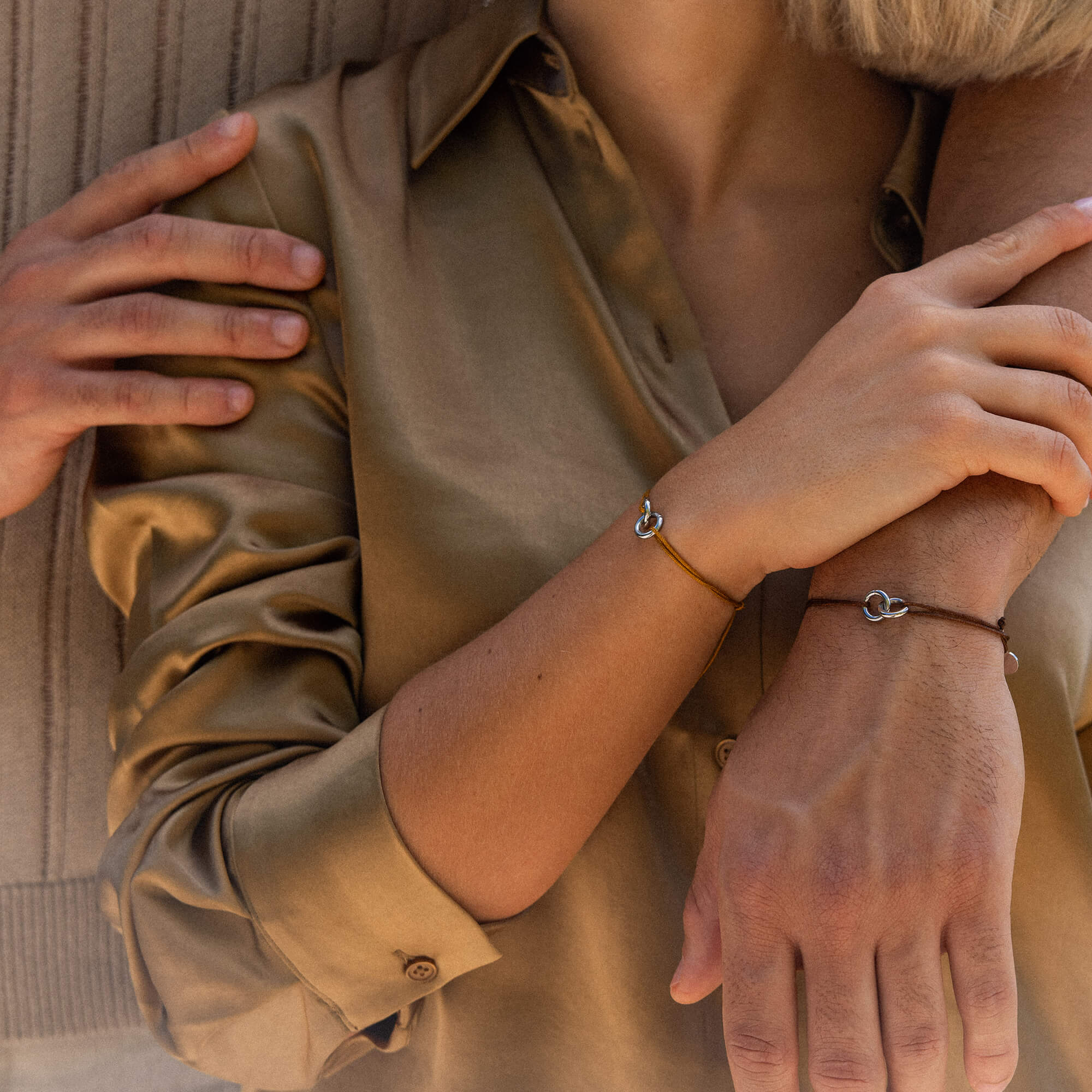 Infinite Connection Armband Set