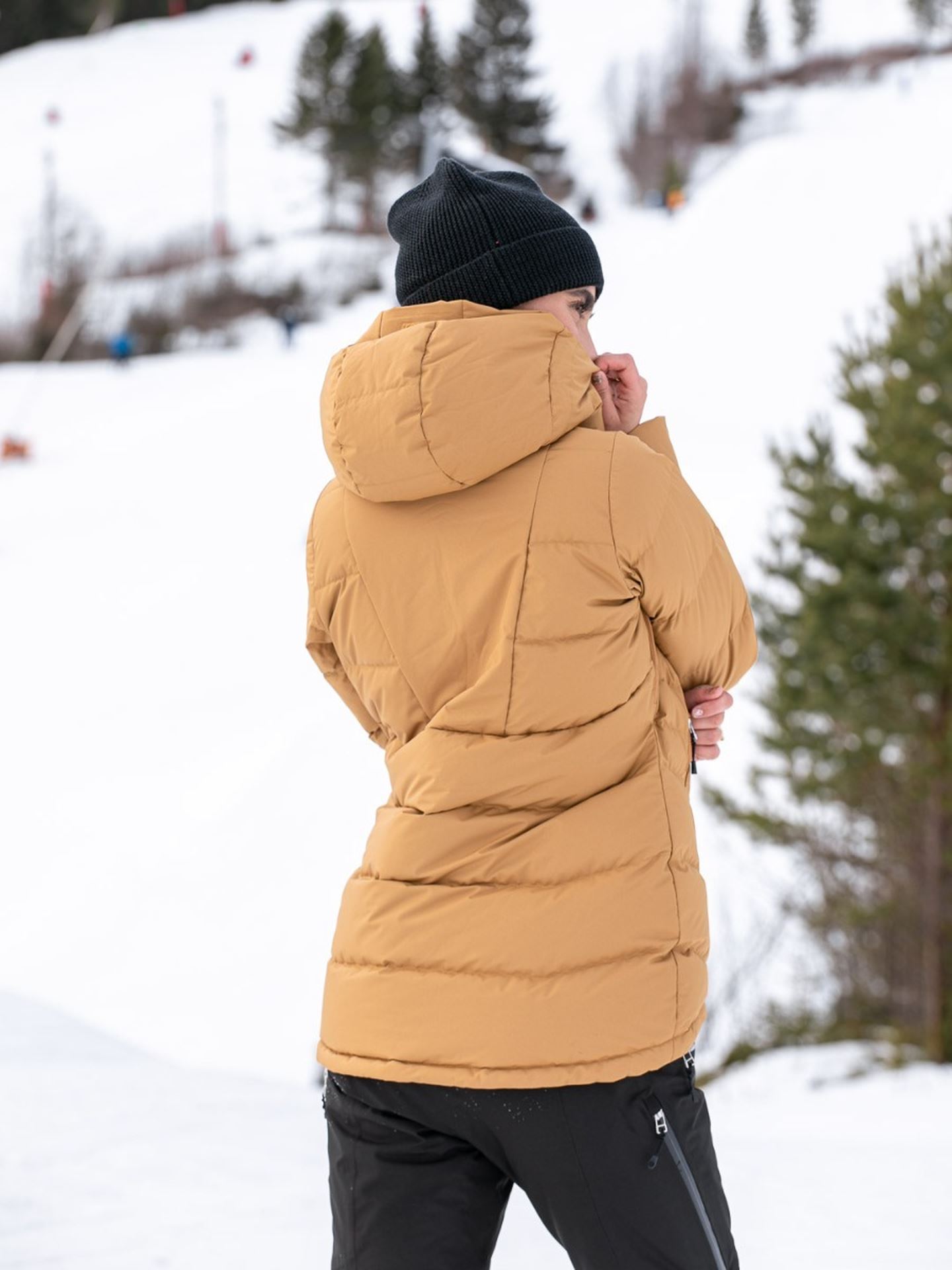 Stranda Down Hybrid Jkt
