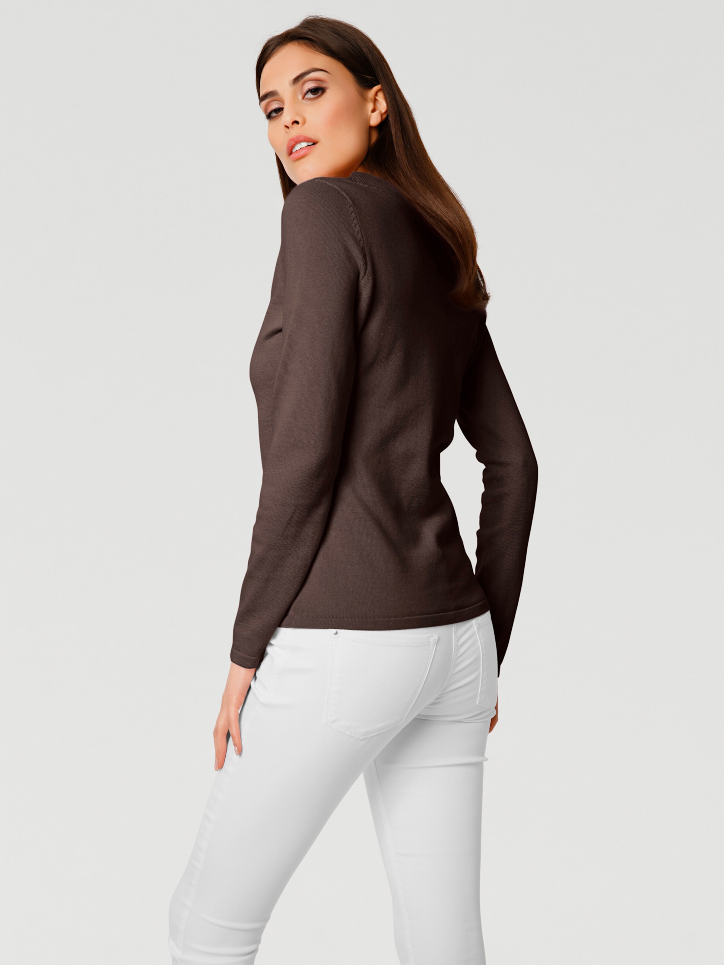 V-Pullover