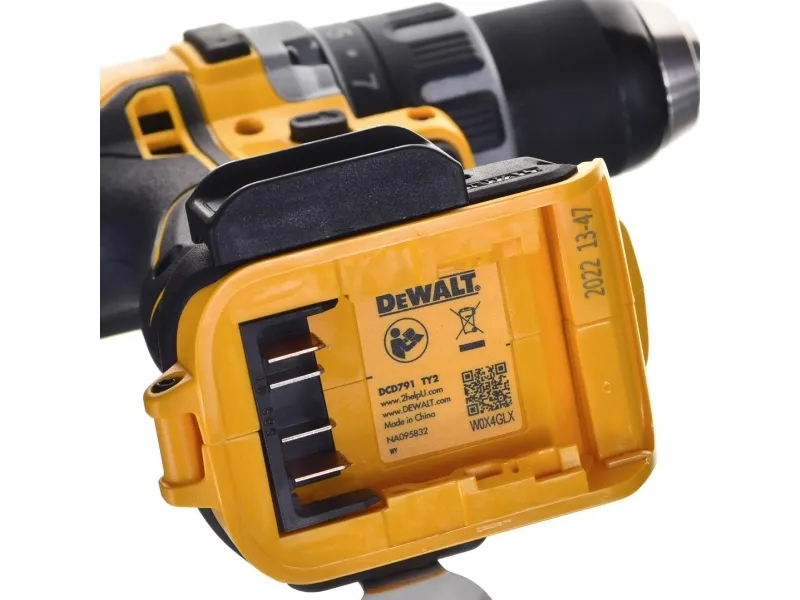 DeWALT DCD791P2 - Bor/driver - ledningfri - 2-hastigheders - nøgleløs borepatron 13 mm - 70 N·m - 2 batterier - 18 V